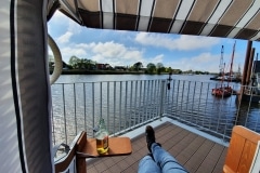 Im Strandkorb auf der Terrasse Seeperle7